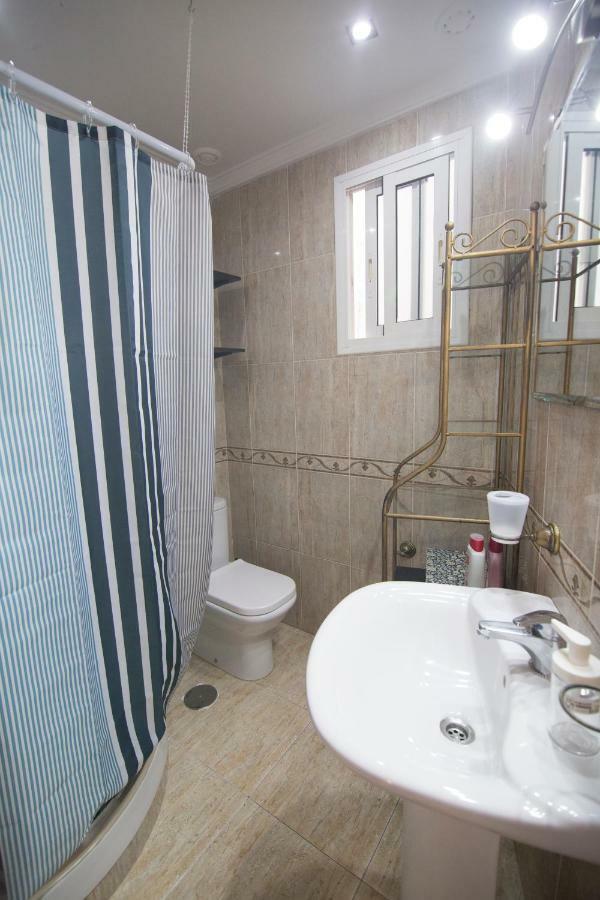 Extraordinario Piso Junto Playa Y En Pleno Centro Leilighet Cádiz Eksteriør bilde