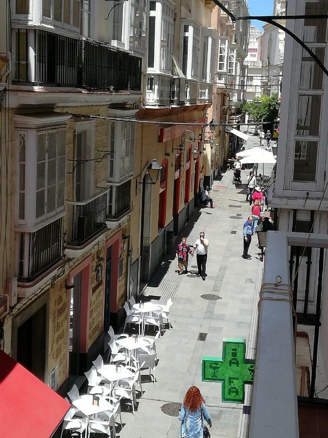 Extraordinario Piso Junto Playa Y En Pleno Centro Leilighet Cádiz Eksteriør bilde