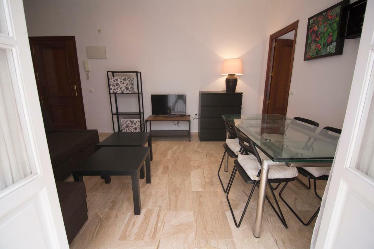 Extraordinario Piso Junto Playa Y En Pleno Centro Leilighet Cádiz Eksteriør bilde